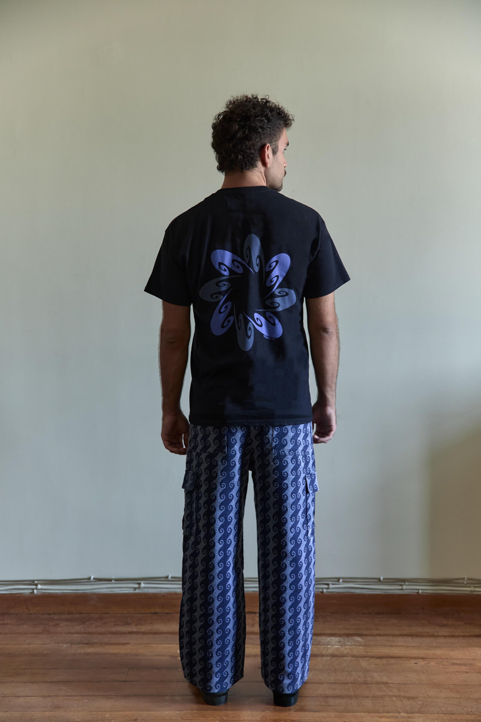 GEORGIA DE GRAECIA BLACK IRIS T-SHIRT