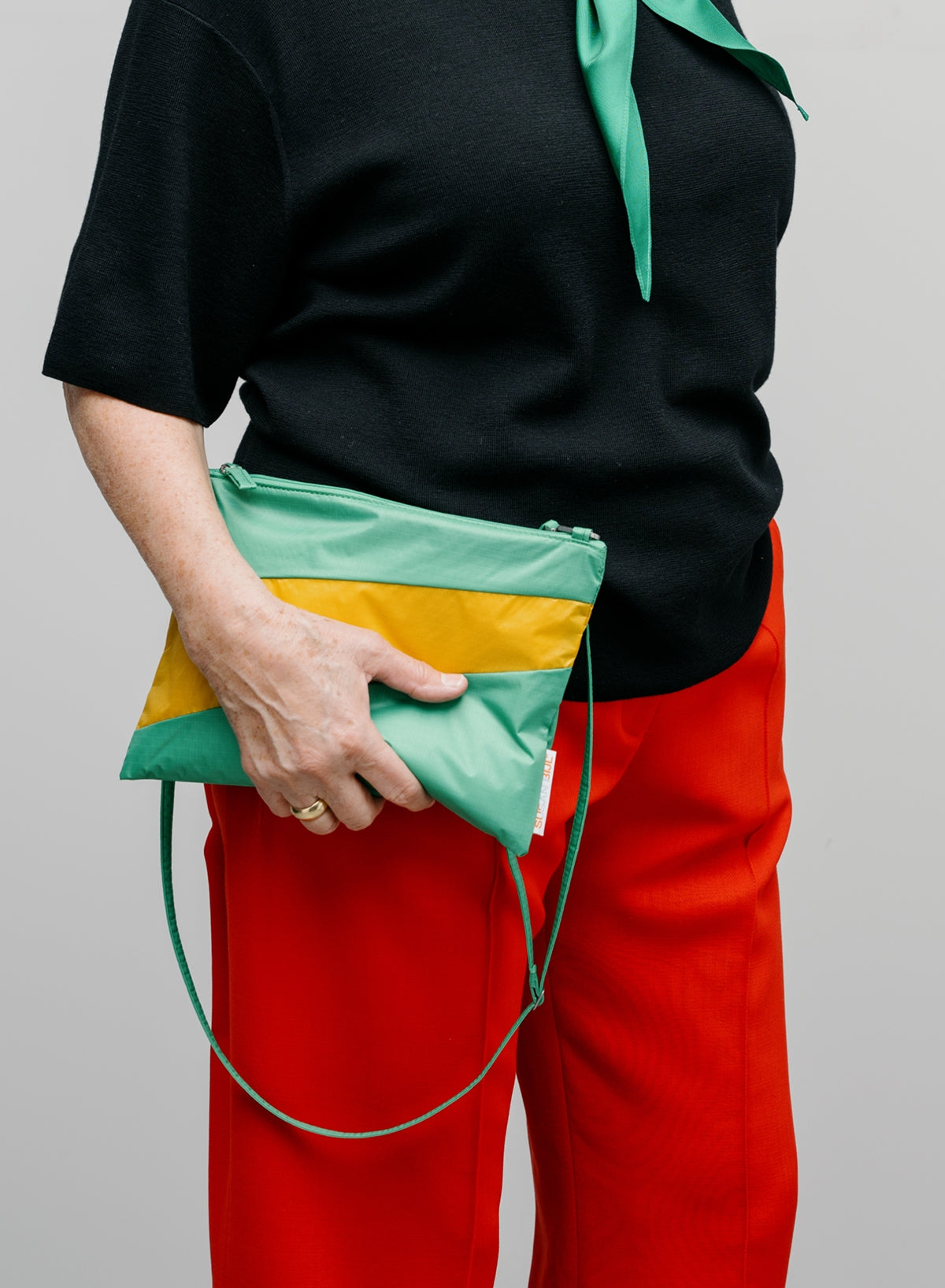 SUSAN BIJL THE NEW POUCH HOLY GREEN & CALENDULA MEDIUM