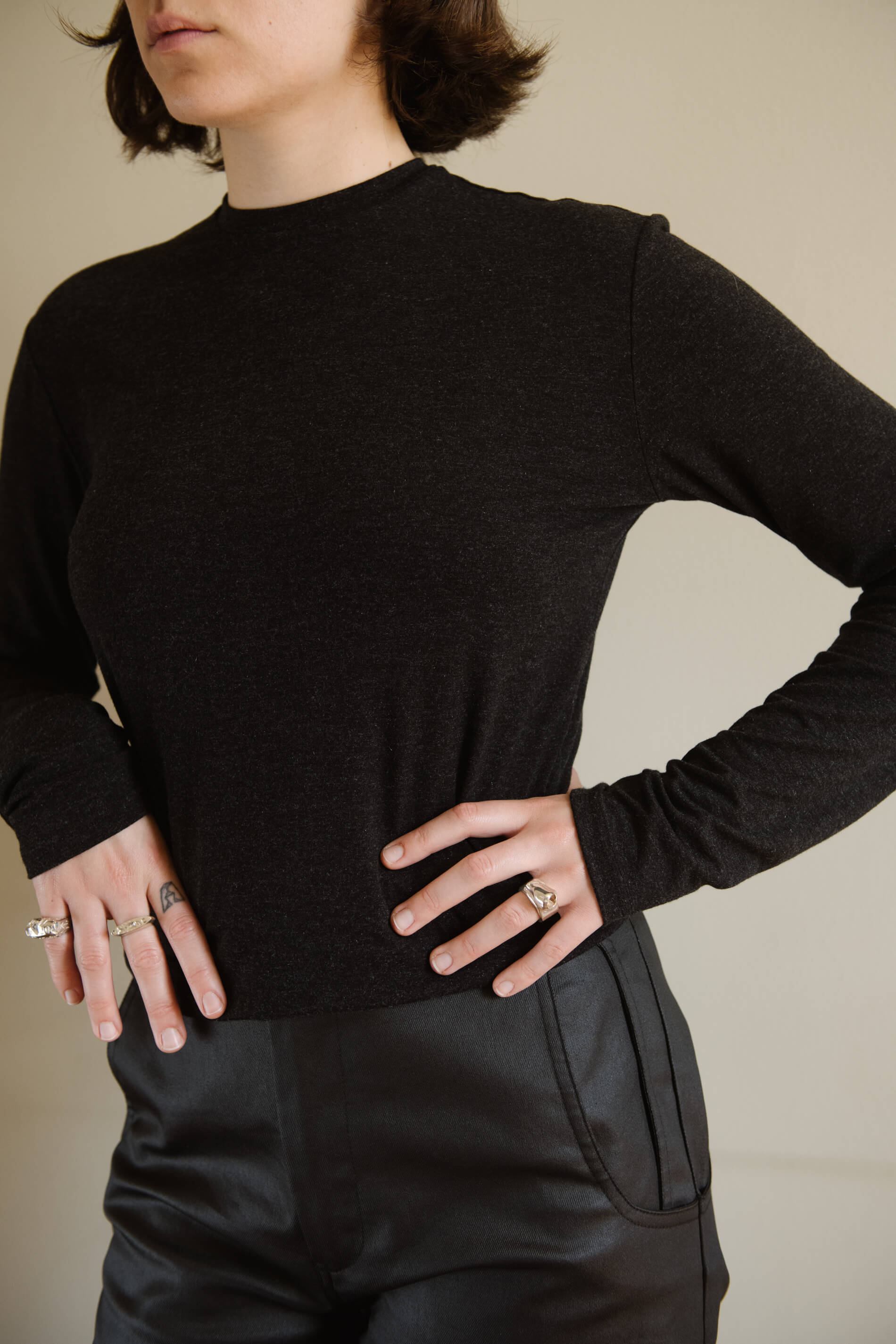 LONG SLEEVE TOP