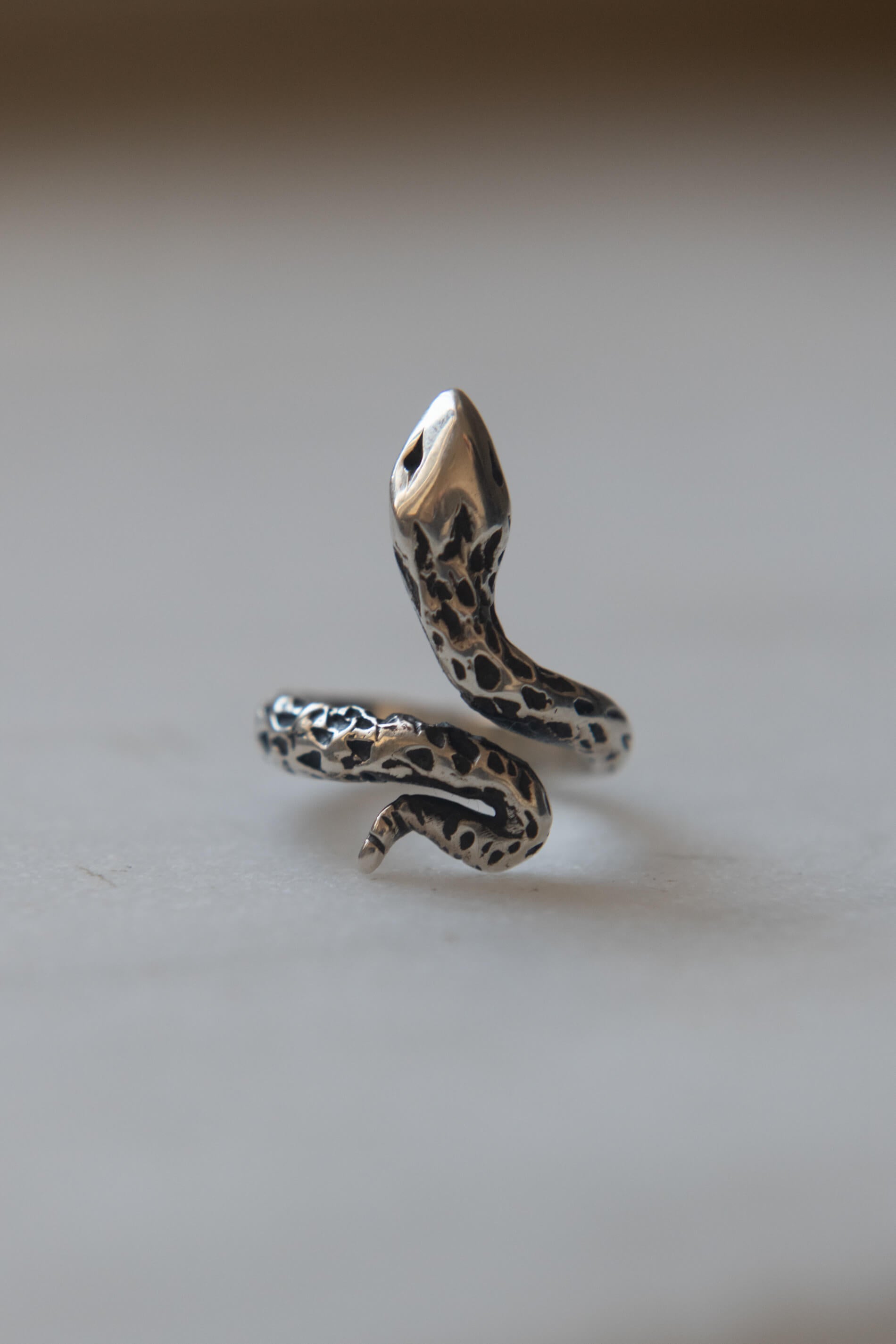 SERPENT STATEMENT RING
