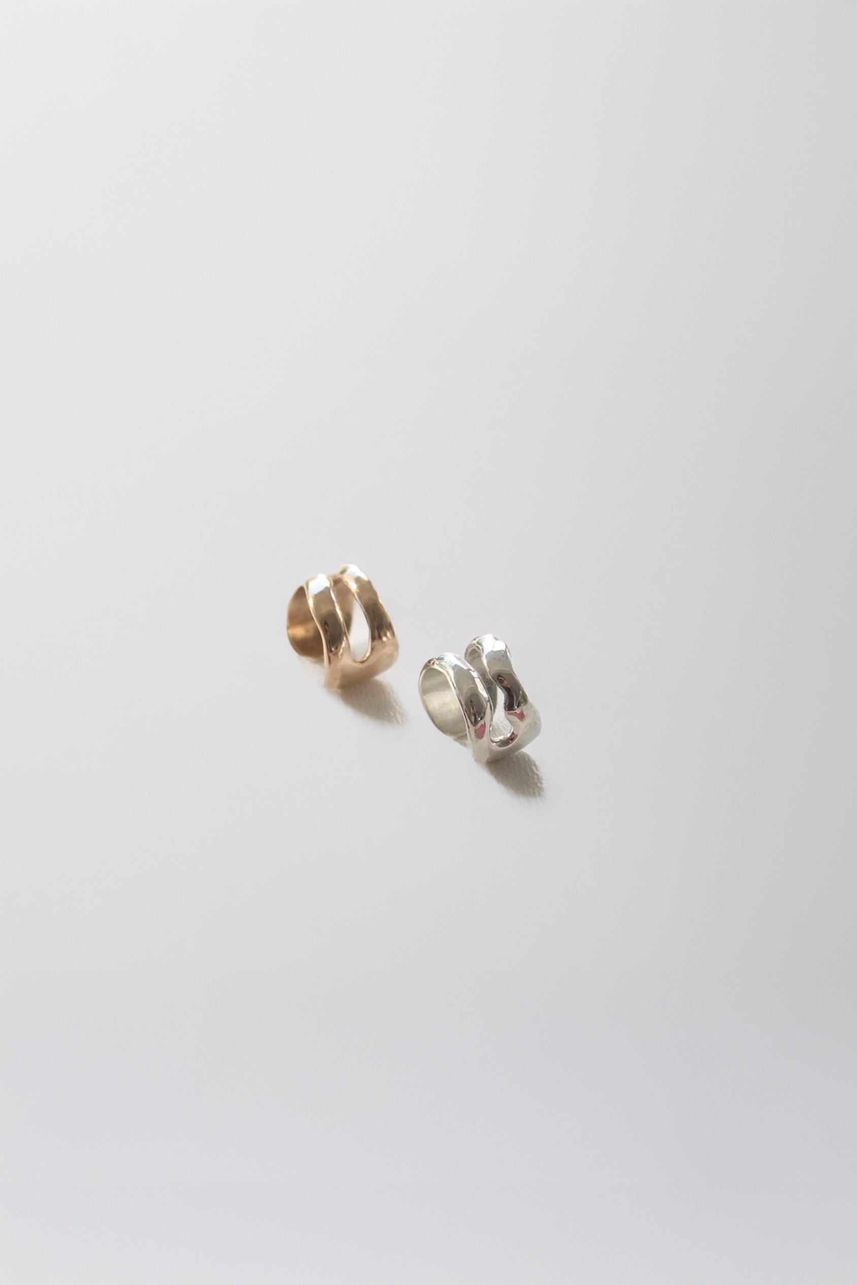 VINCENT MINIMAL EAR CUFF