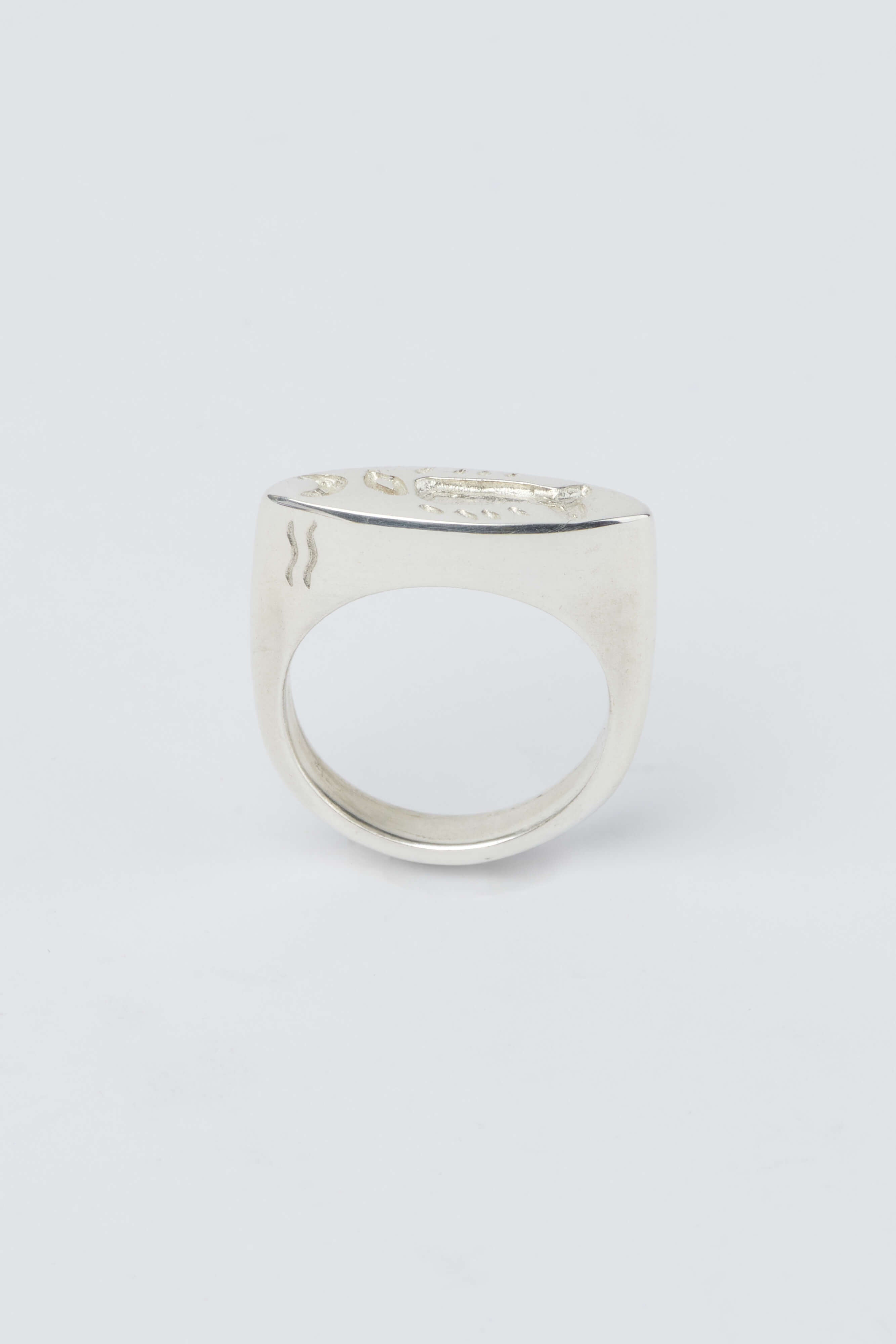 VOUTIA RING