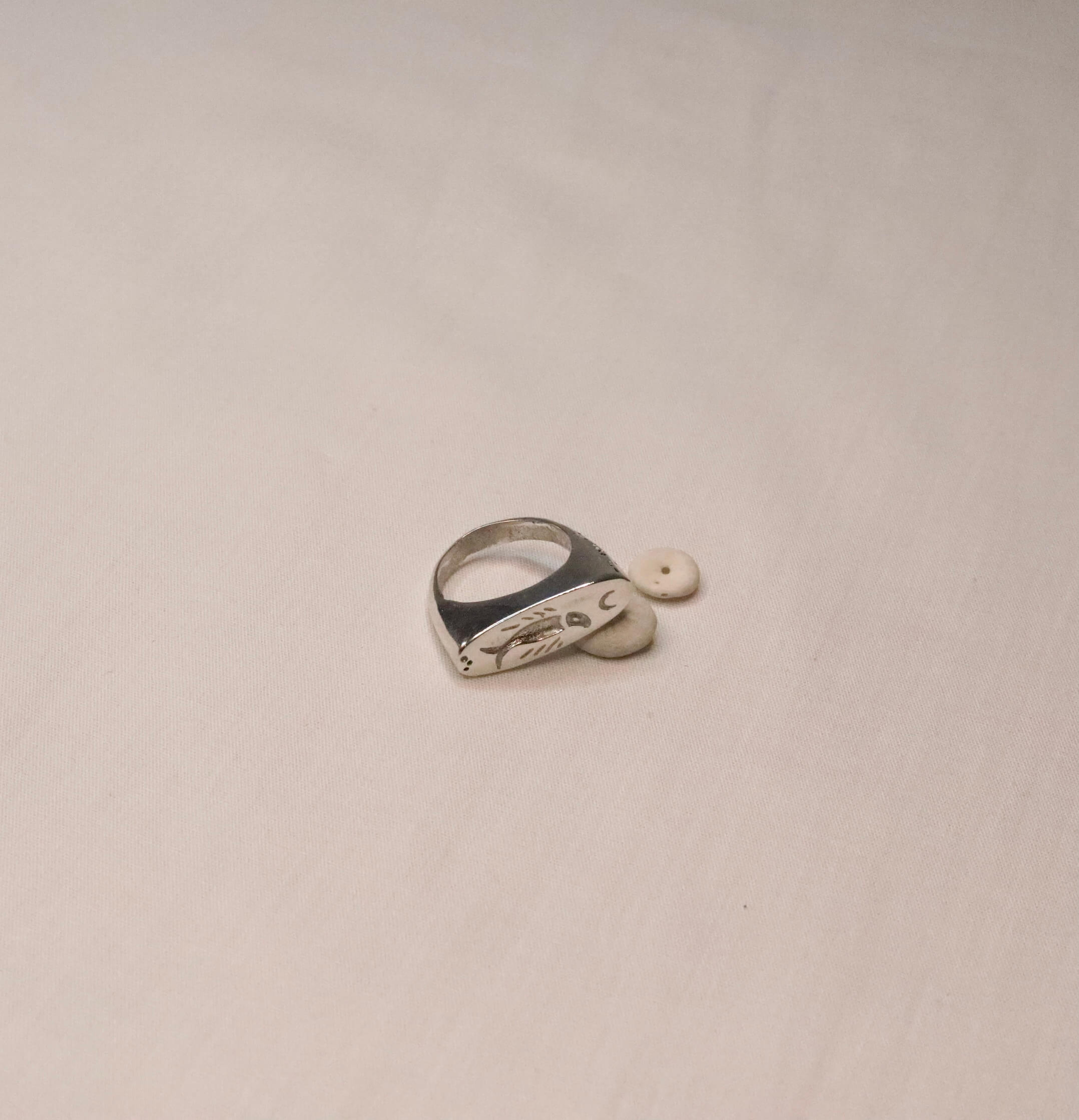 VOUTIA RING